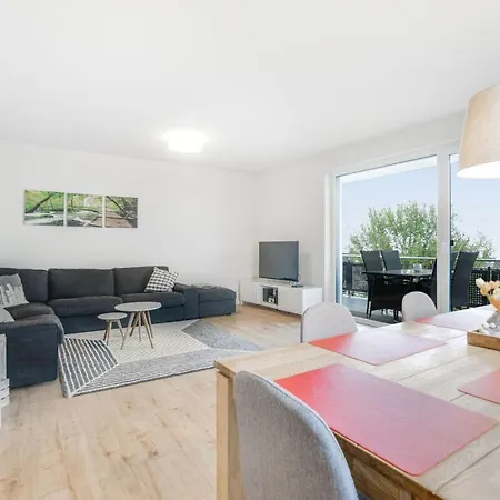 Ferienhaus Uitzicht Op De Pellenz